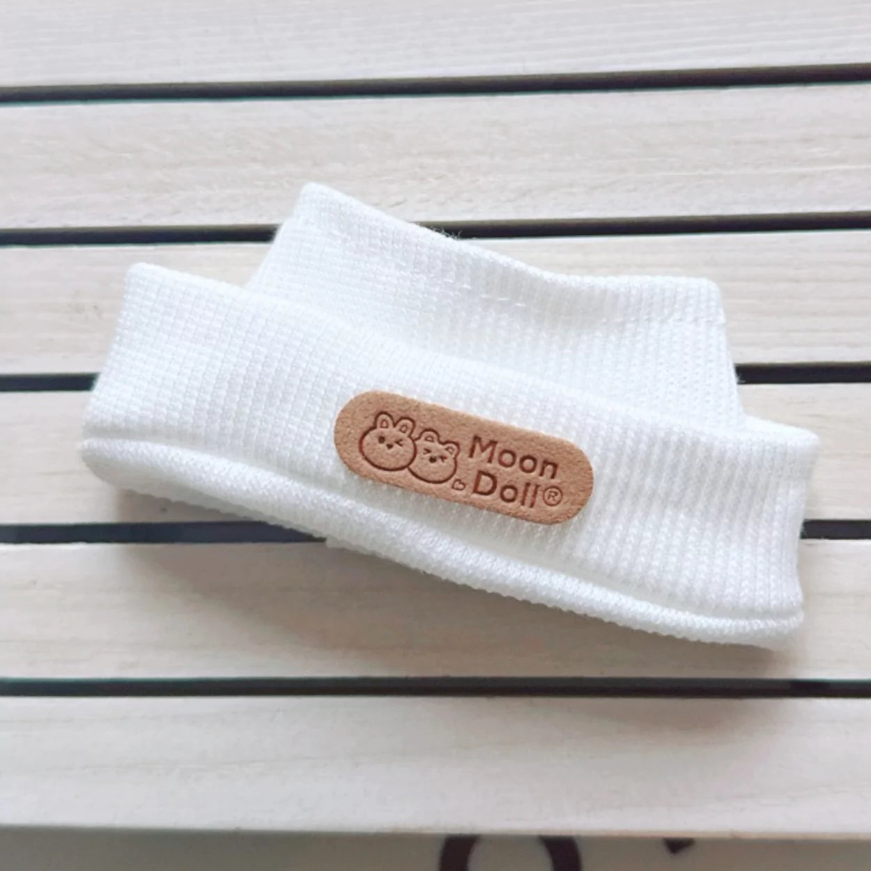 Handmade White Ribbed Headband